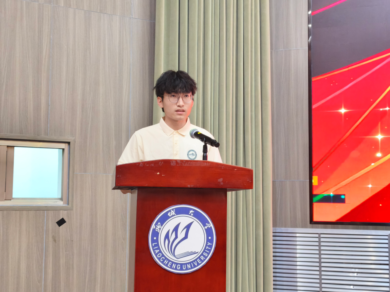 毕业典礼7.png